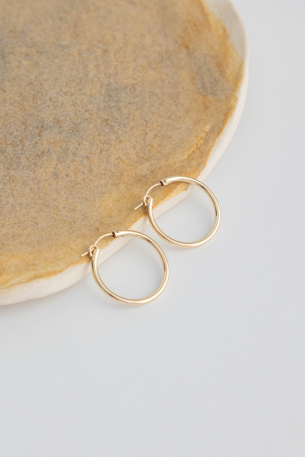 14kgf Hoops 35mm x 2.3mm Earrings