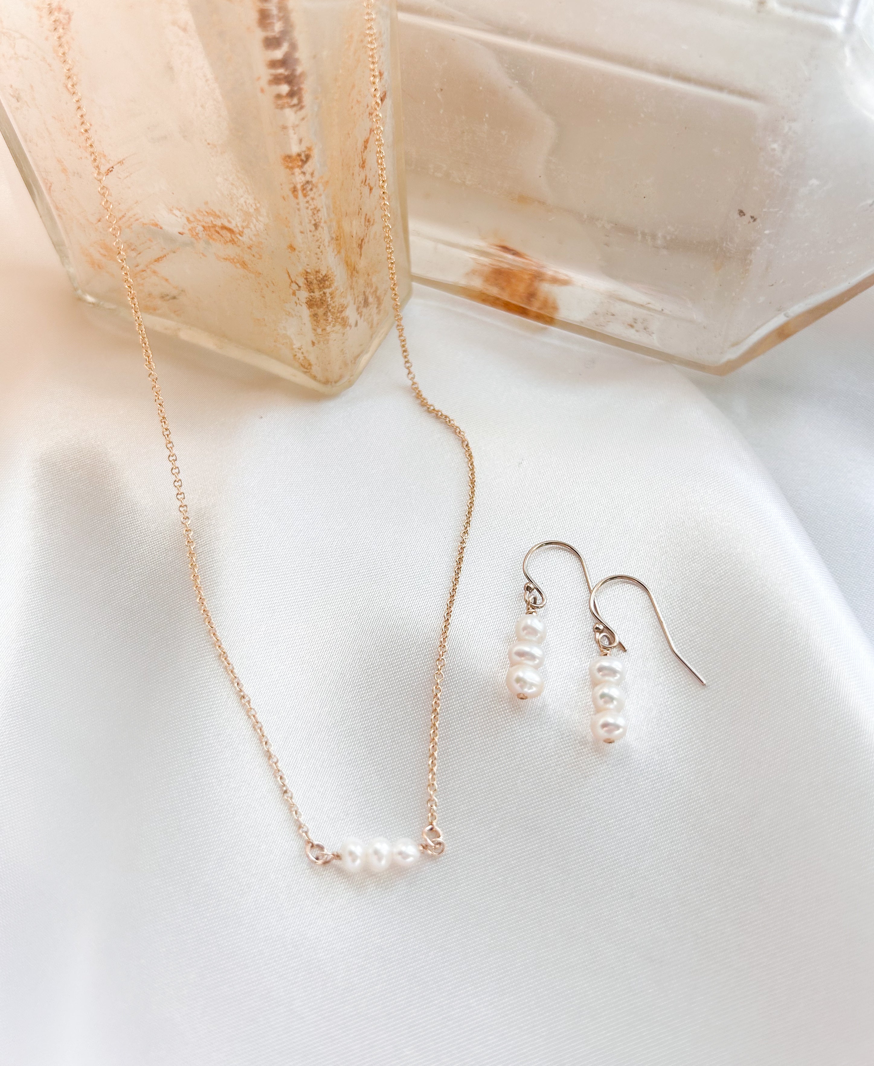 Trinity Mini Pearl Necklace
