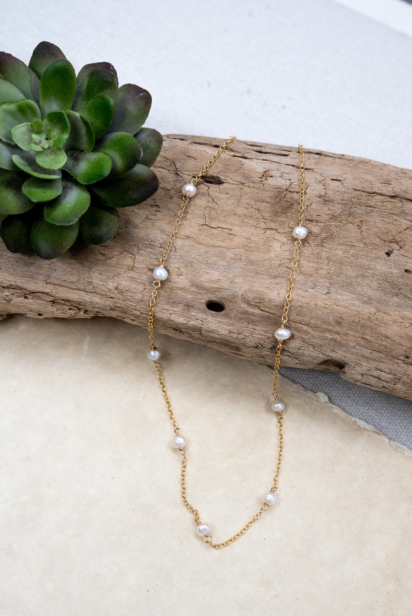 Lizzie Pearl Necklace